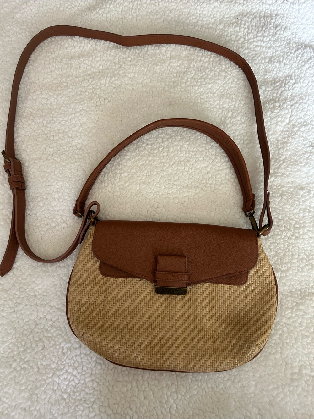 Frye and CO Bryce Crossbody Purse Cognac 2 Straps Adjustable NEW Brown Beige